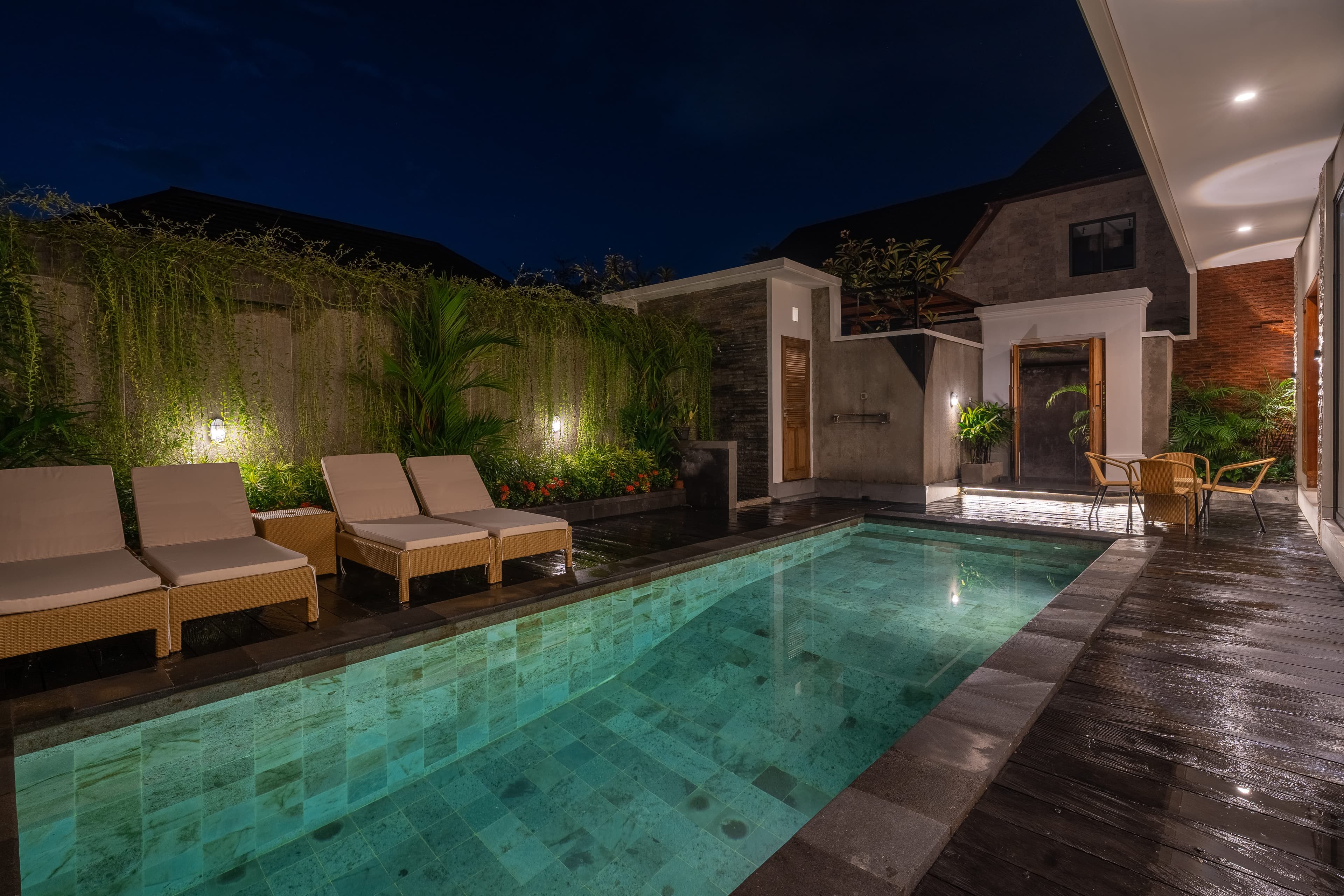 Private Pool