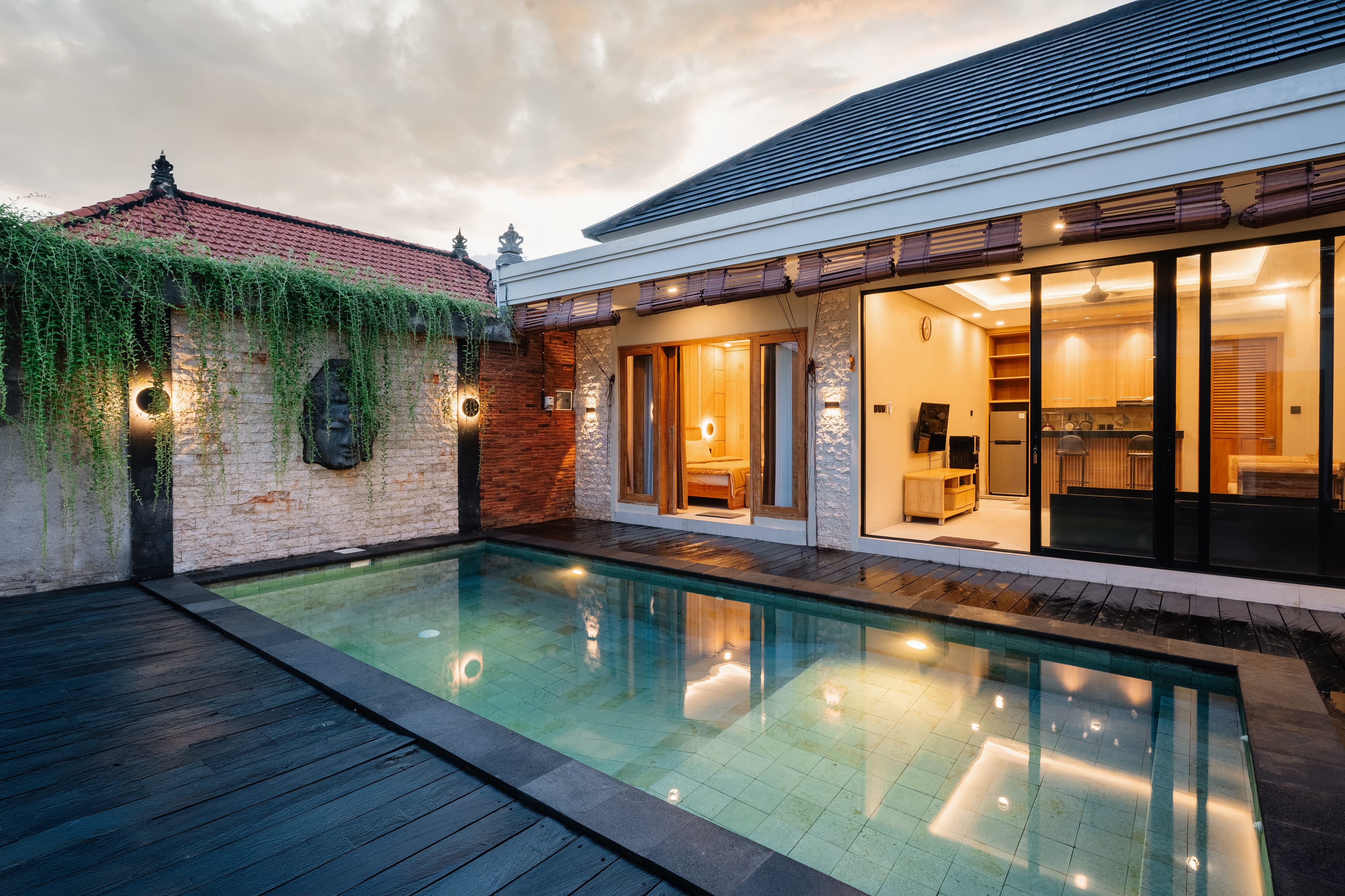 Private Pool