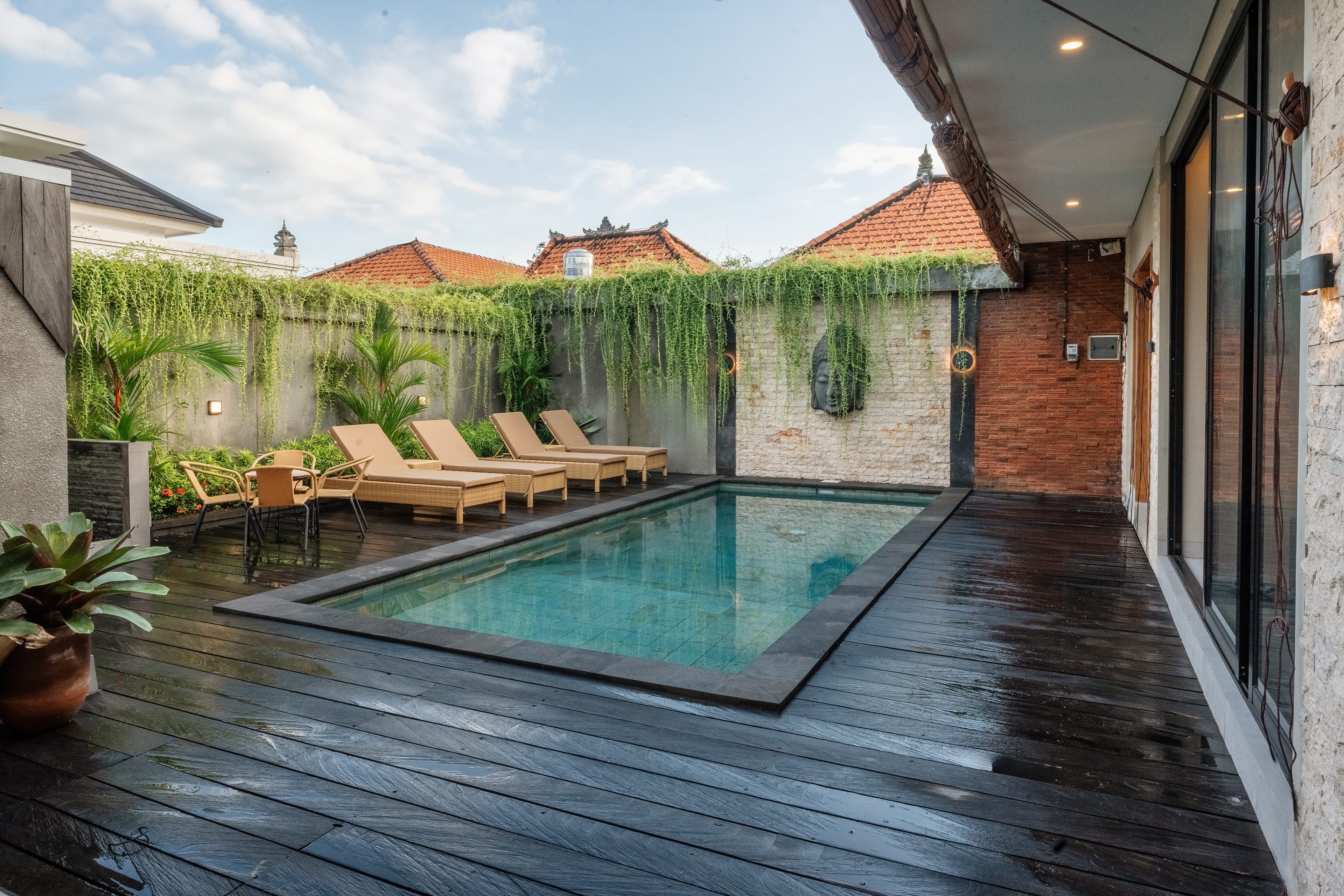 Private Pool